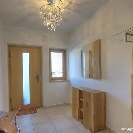 木屋 滑雪和高尔夫​​所卡普伦出租小屋公寓 滨湖采尔